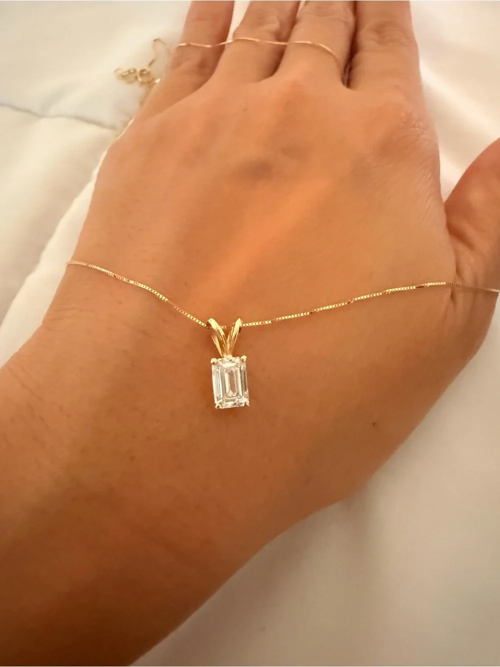 1ct Lab Grown Emerald Pendant with dainty 18” Box Chain- all 14kt Solid Gold
